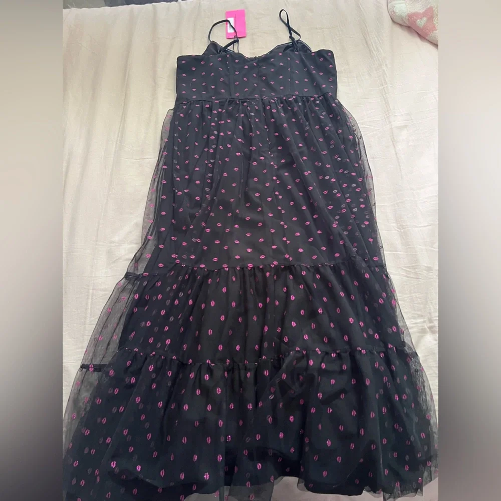 Betsey Johnson Black and Pink Lipstick Kisses Dress - Picture 5 of 5